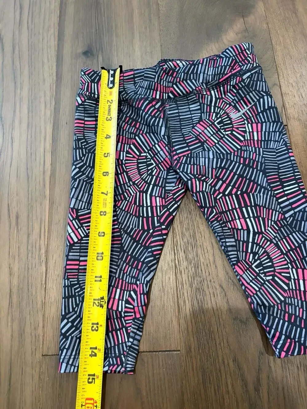 Nike Dri-FIT Patterned Athletic Capri Leggings